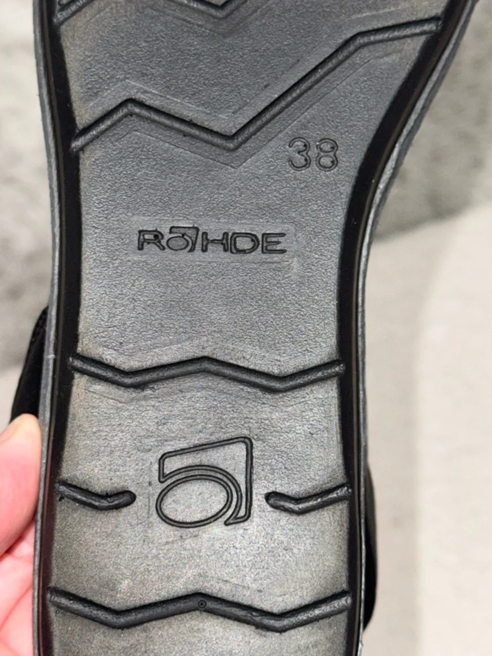Rohde Black Crystal-Strap Comfort Sandals Women’s Size EU 38 / US 7